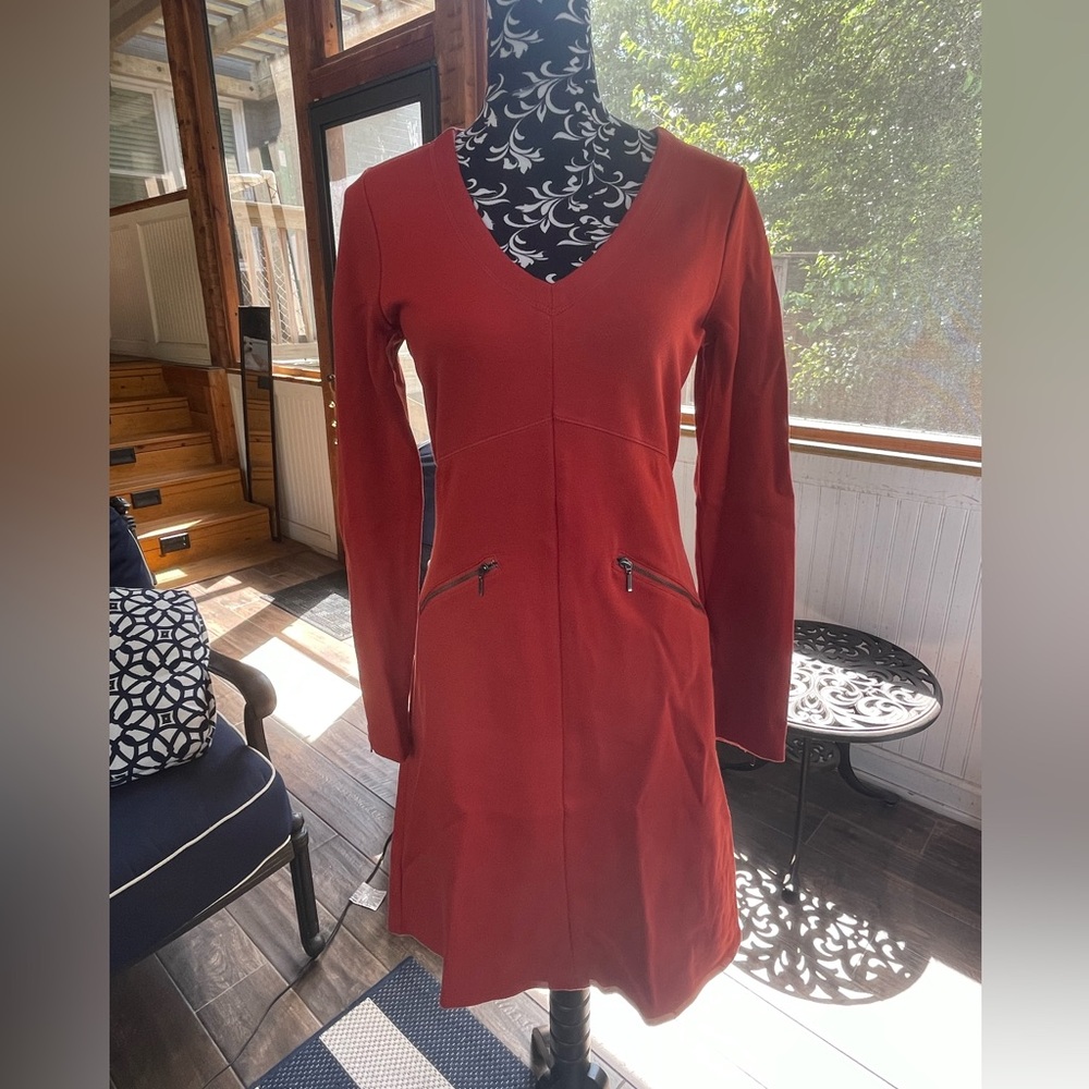Athleta orange long sleeve dress